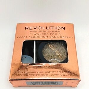 REVOLUTION LONDON MAKEUP RETREAT EYE FOIL EYESHADOW NWT